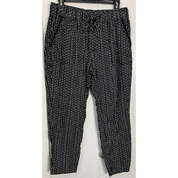 Old Navy Pants - Old Navy Ankle Pants Women Black White Print Boho Size M